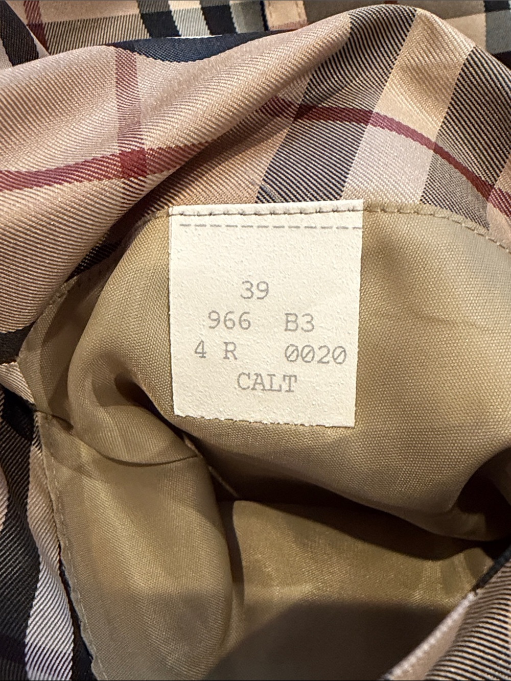 Burberry Beige Plaid Double-Breasted Trench Coat - Picture 14 of 15
